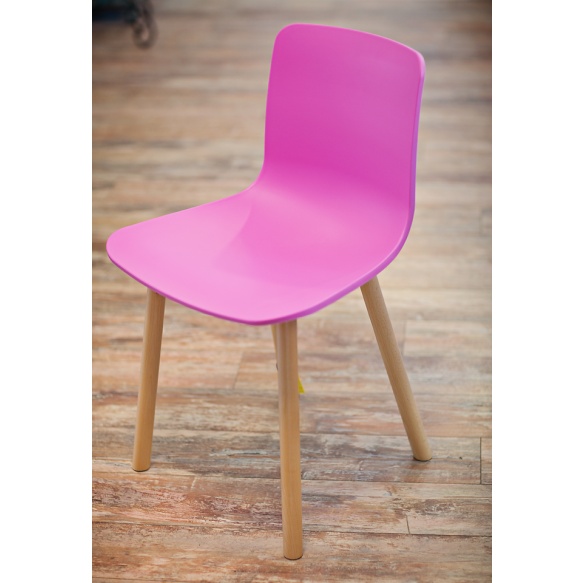 chair Heidy, pink, wooden feet