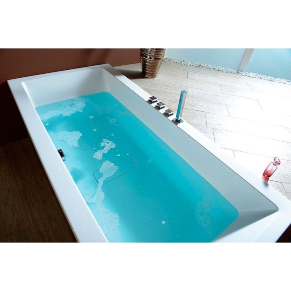 arcylic bathtub Marlene, with full frame, side panels and drain-overflow