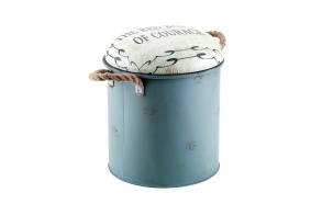 pouf with removable lid